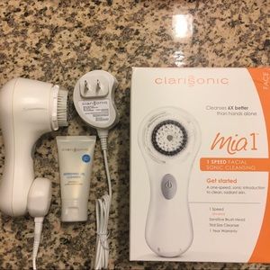 Clarisonic mia cleanser
